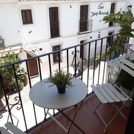 Impressive Apartment With 3 Bedrooms Metres From The Beach Estepona Kültér fotó