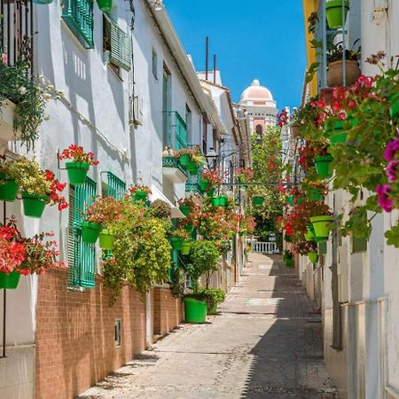 Impressive Apartment With 3 Bedrooms Metres From The Beach Estepona Kültér fotó