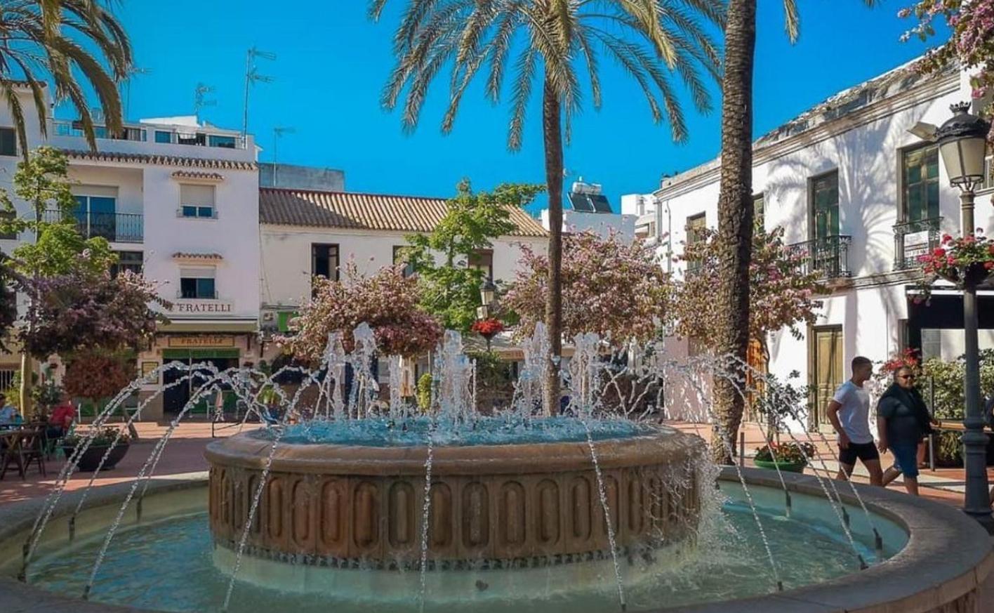 Impressive Apartment With 3 Bedrooms Metres From The Beach Estepona Kültér fotó