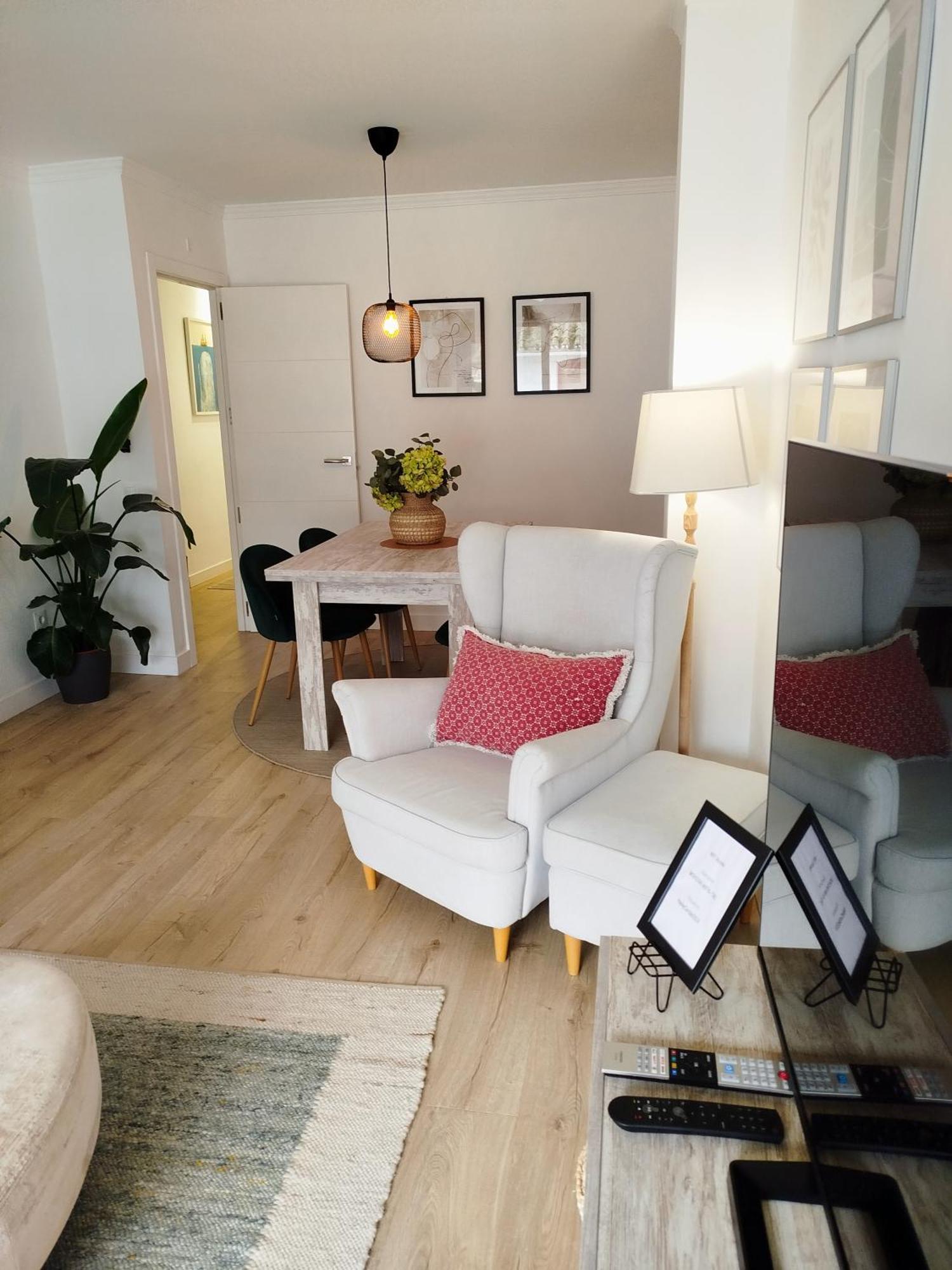 Impressive Apartment With 3 Bedrooms Metres From The Beach Estepona Kültér fotó